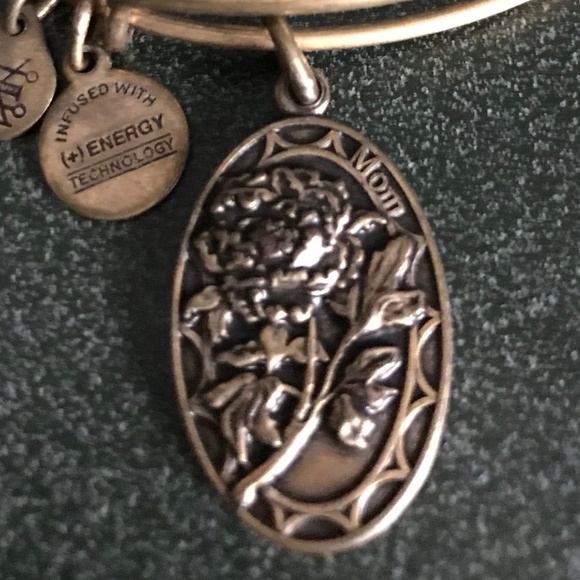 Alex and Ani Expandable Wire Bracelet Mom Charm - Picture 11 of 15